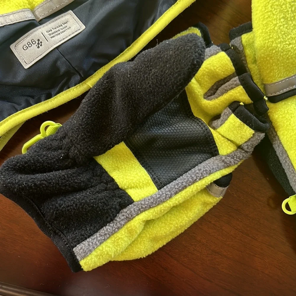 Gap winter hat & gloves set